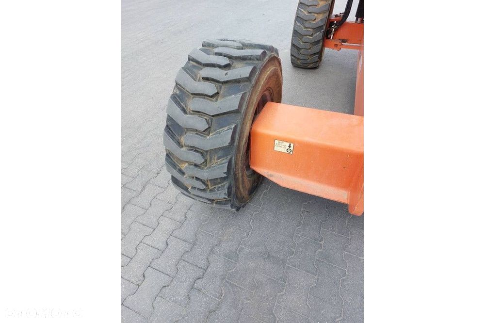 JLG 660 SJ - 19