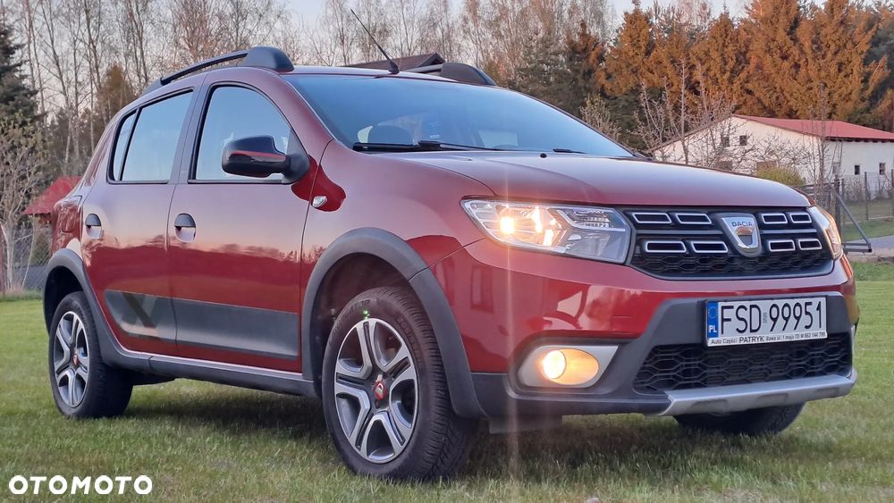Dacia Sandero Stepway TCe 90 (S&S) Celebration - 4