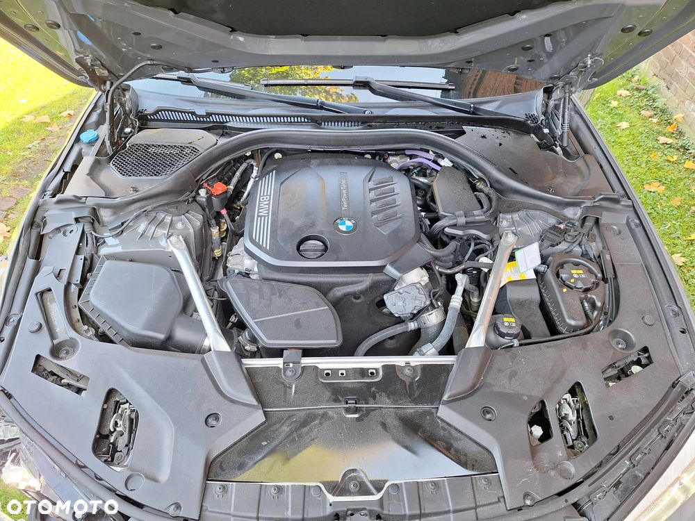 BMW Seria 5 520d xDrive - 26