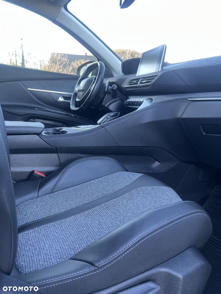 Peugeot 5008 1.6 BlueHDI Allure S&S EAT6 - 8