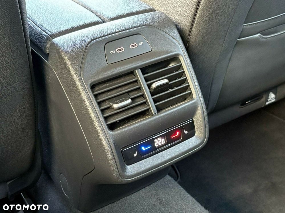 Skoda Superb 2.0 TDI SCR 4x4 L&K DSG - 14