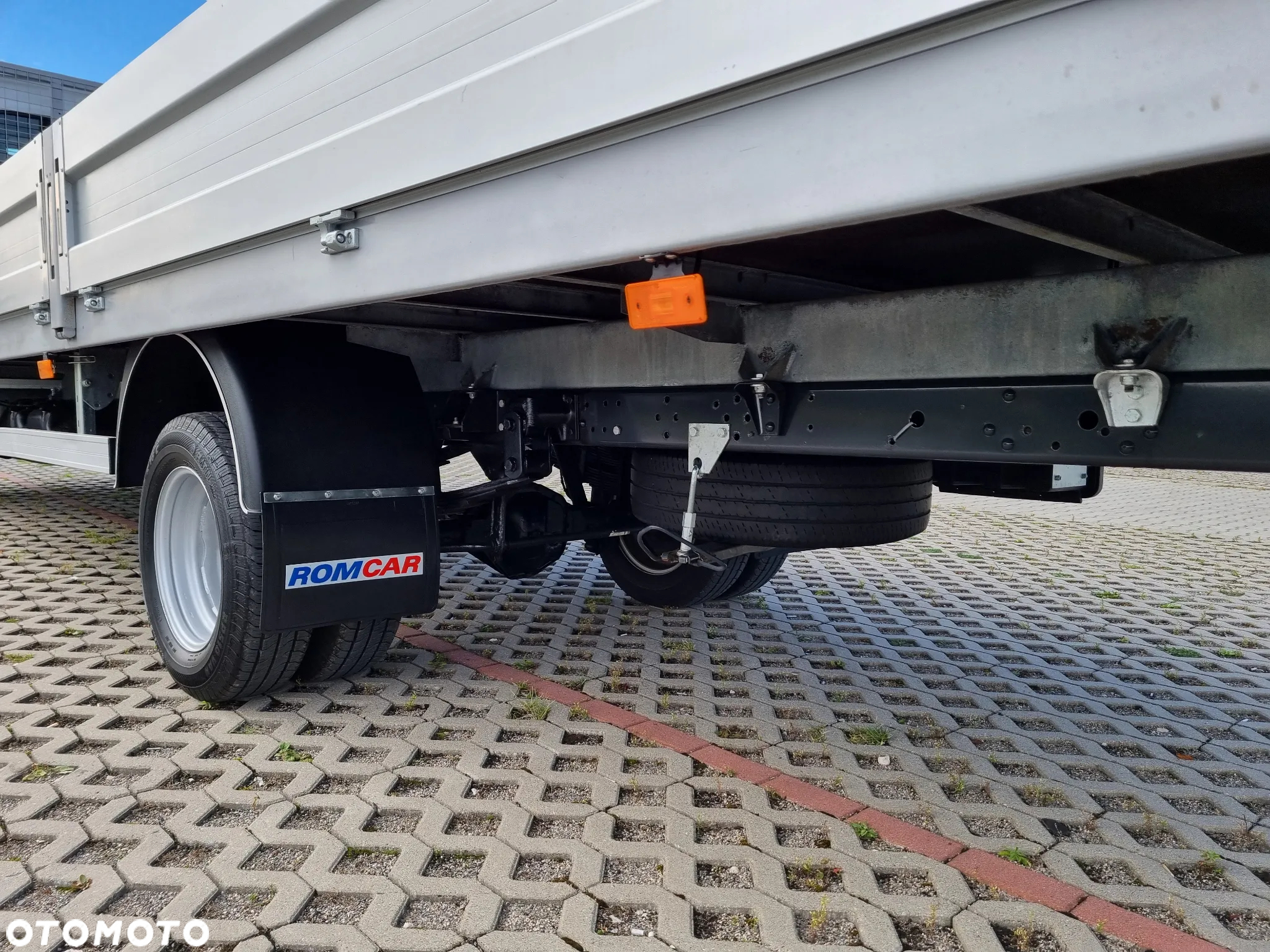 Iveco Daily 50-180 3.0 HPi 180KM 12-Palet Skrzynia dł 5.8 - 15