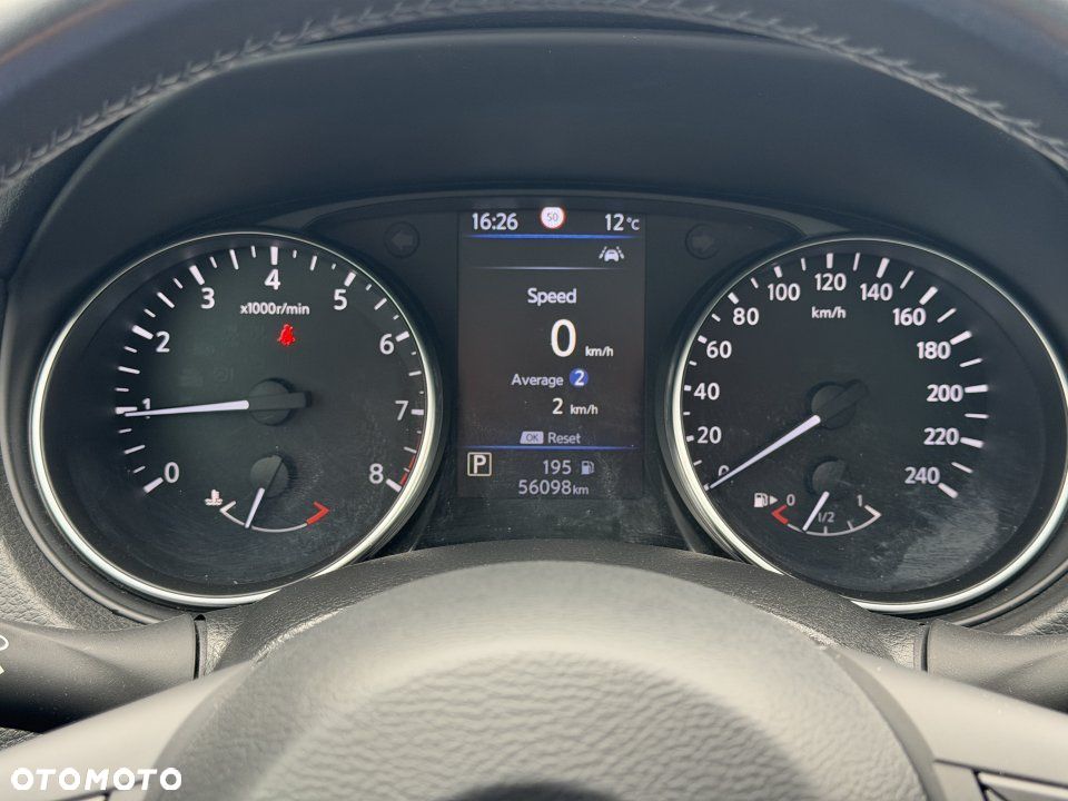 Nissan Qashqai - 12