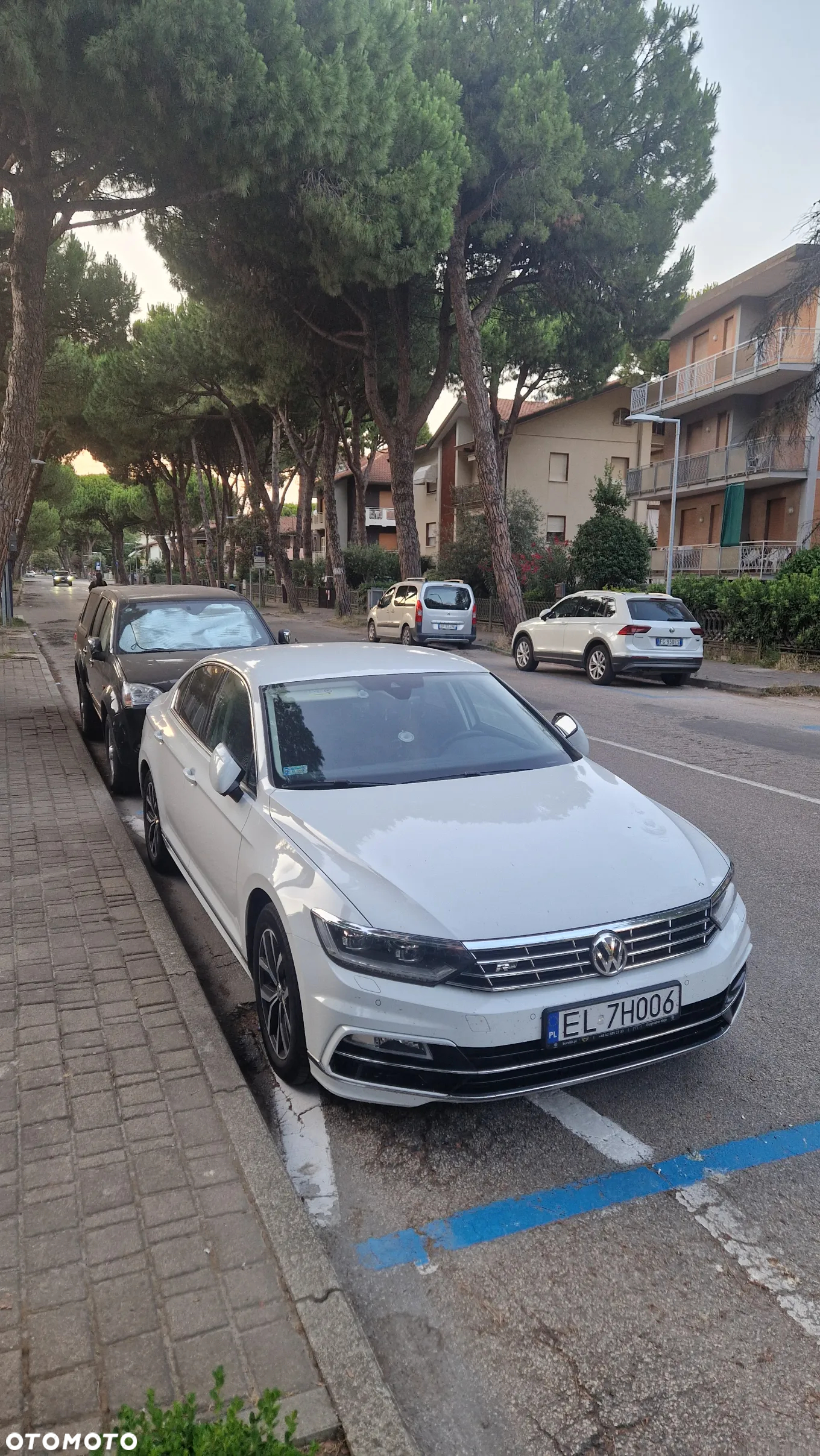 Volkswagen Passat 1.8 TSI BMT Comfortline - 10