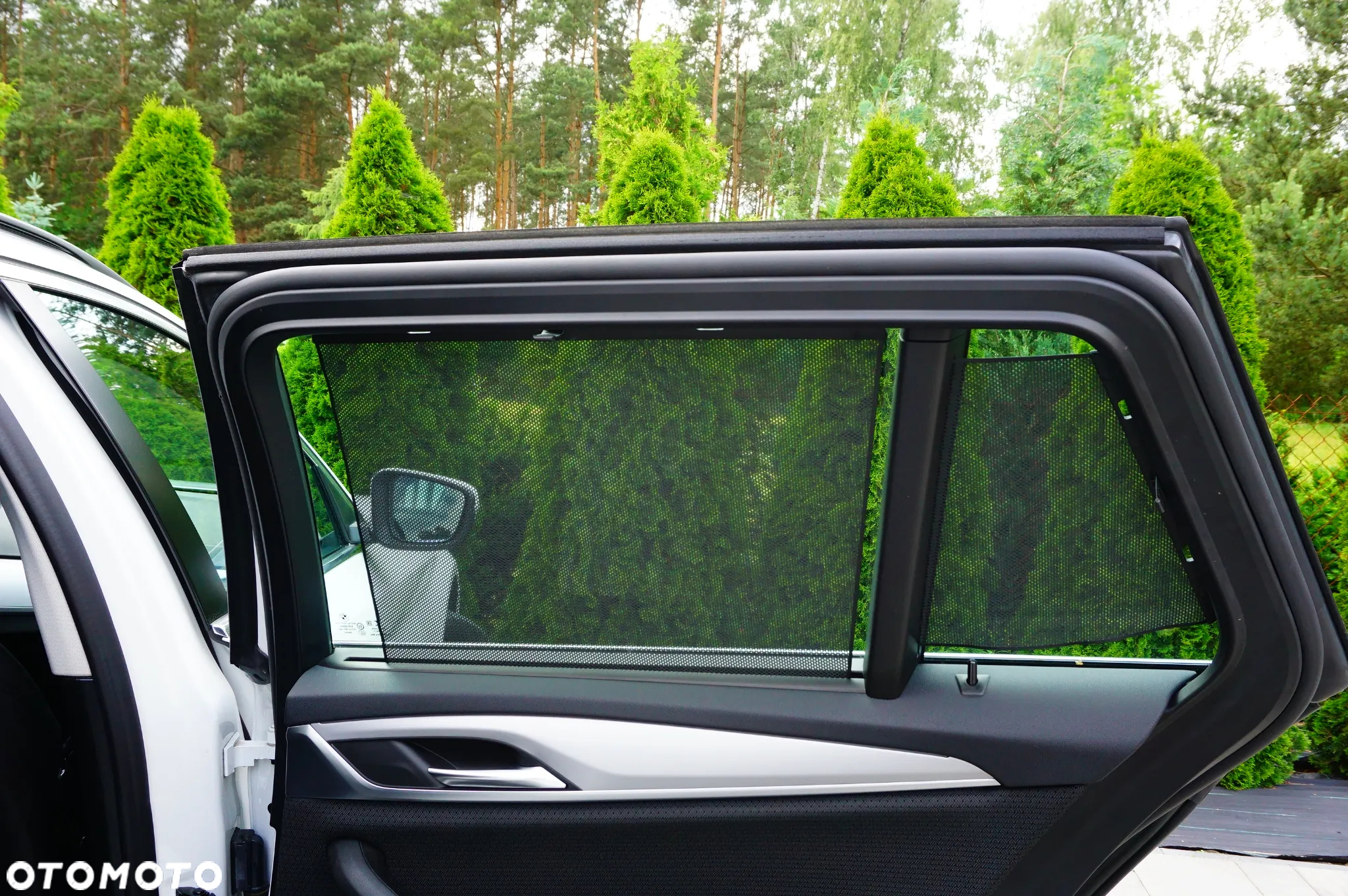 BMW Seria 5 520d - 23