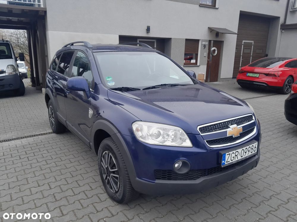 Chevrolet Captiva 2.4 2WD 5 Sitzer LS - 2