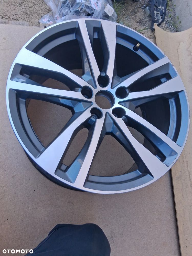 Felga AUDI A6 C8 5X112 4K0 601025H ET40 19'' 8.5 1X - 1
