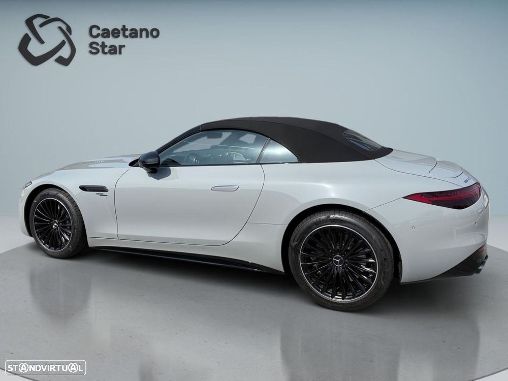 Mercedes-Benz SL 43 AMG - 10