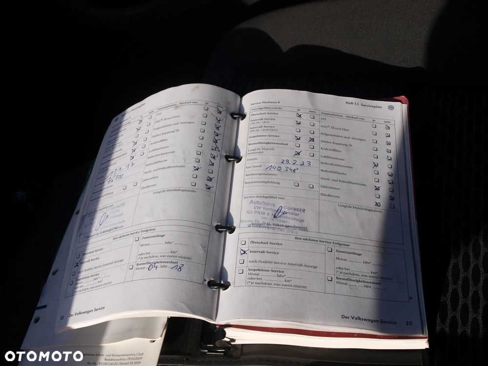 Volkswagen Golf - 22