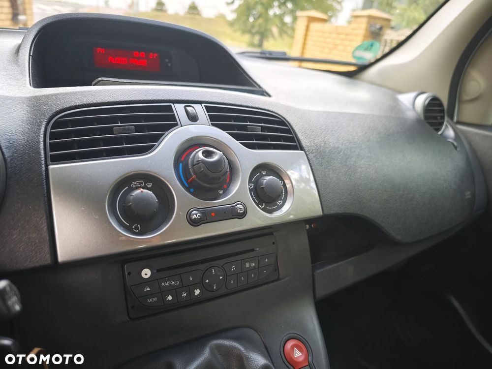 Renault Kangoo 1.6 16V 105 Happy Family - 31