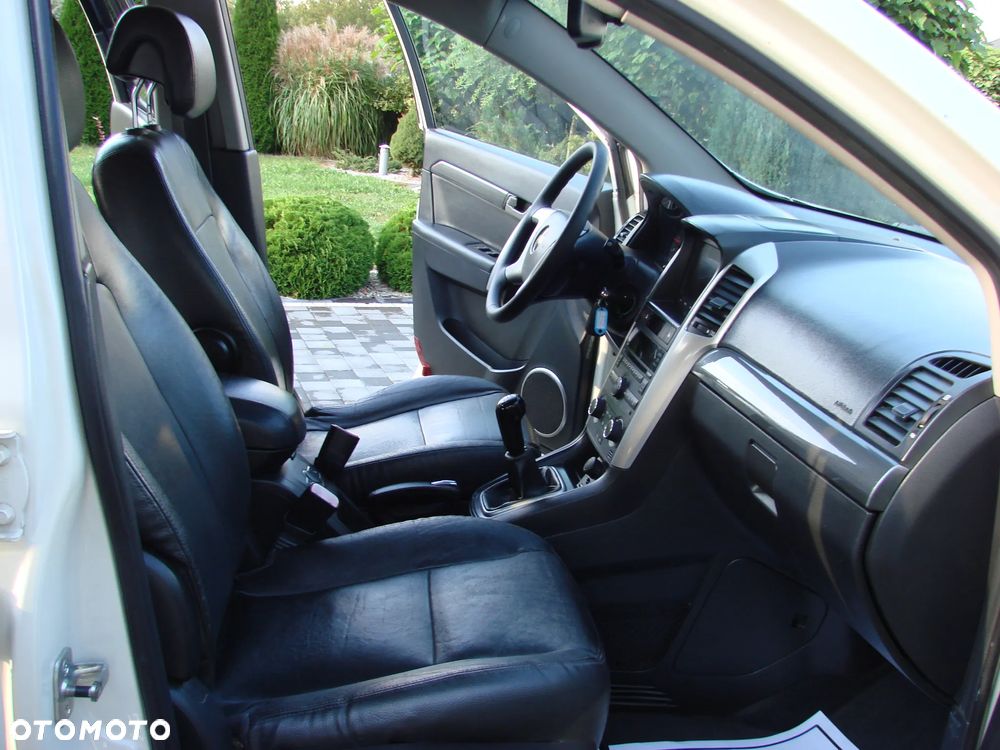 Chevrolet Captiva - 17