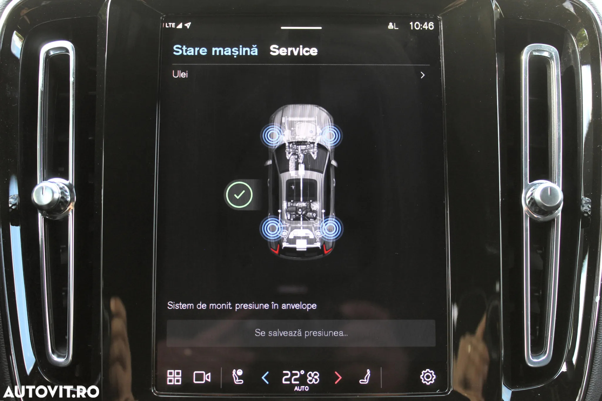Volvo XC 40 B4 AT FWD MHEV Ultimate Dark - 31