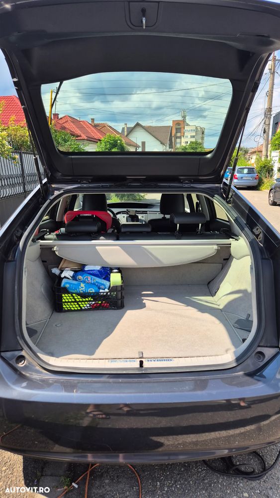 Toyota Prius - 6