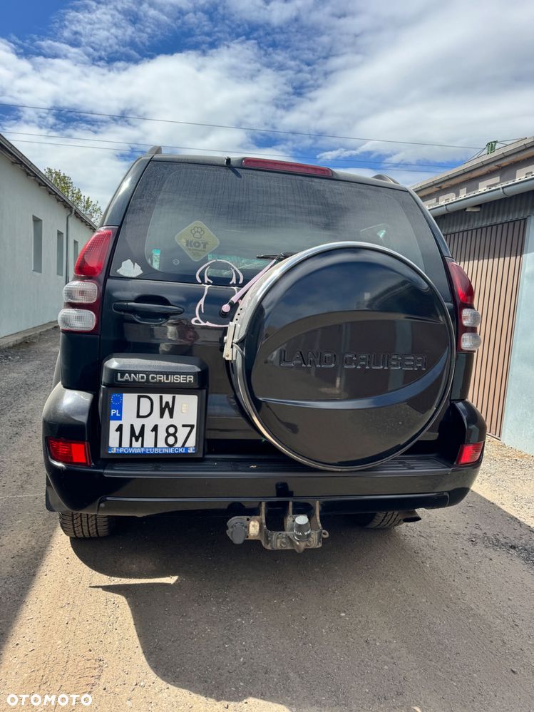 Toyota Land Cruiser - 2
