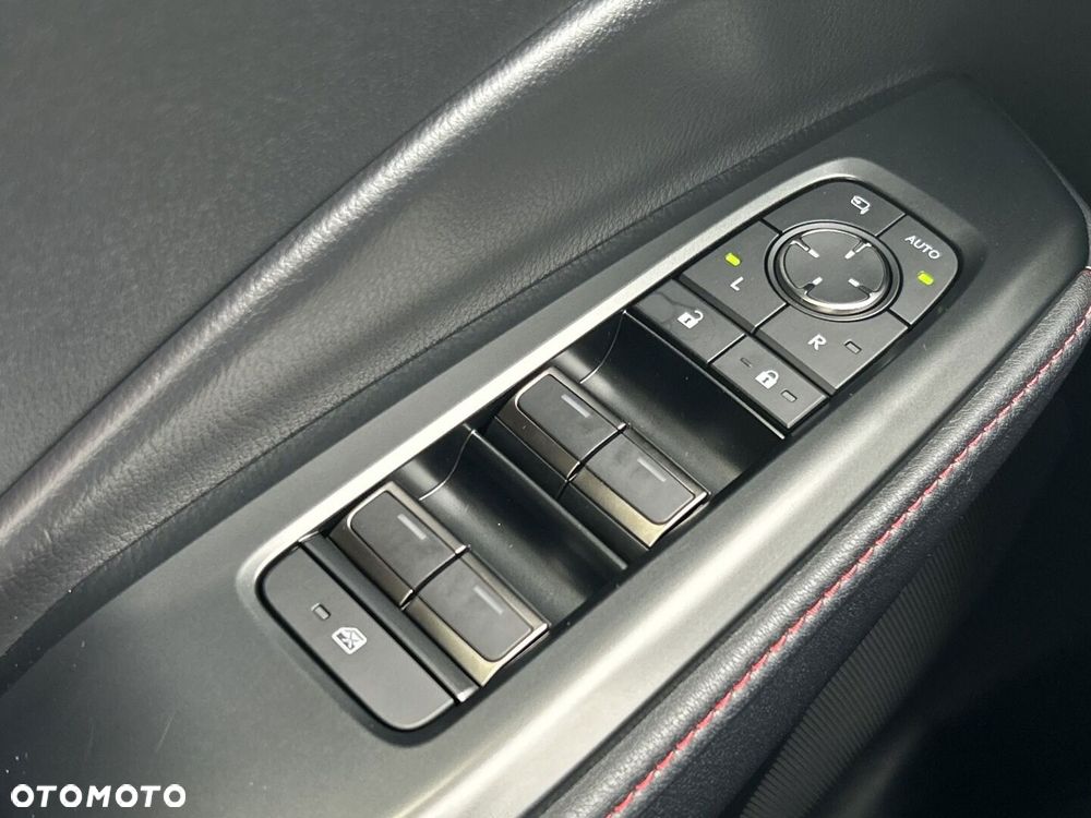 Lexus LBX 1.5 Hybrid Emotion - 26