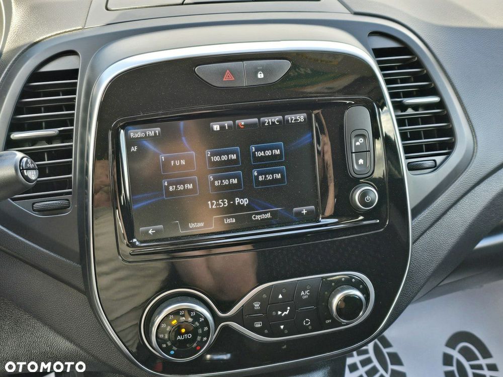 Renault Captur - 32