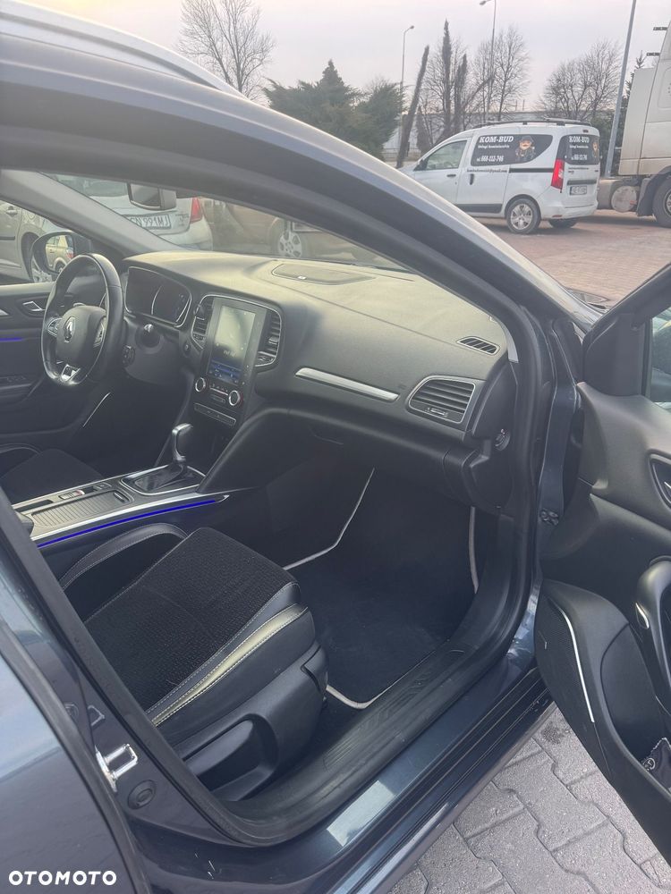 Renault Megane ENERGY TCe 130 EDC BOSE EDITION - 14