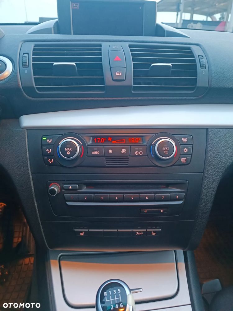 BMW Seria 1 120d - 13