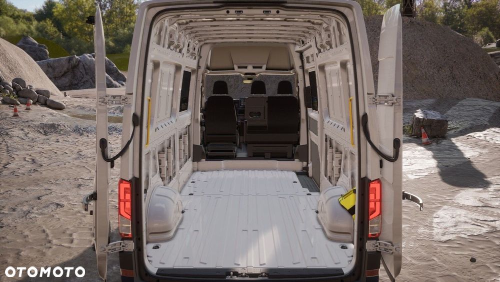 Volkswagen Crafter - 14