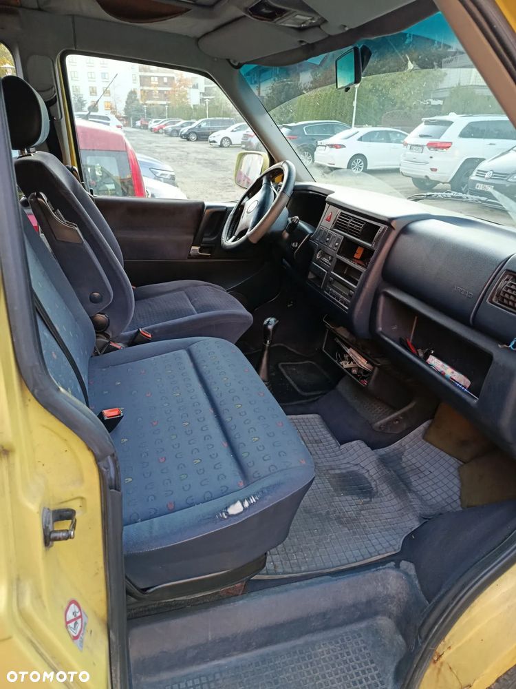 Volkswagen Caravelle TDI Basis / CL - 22