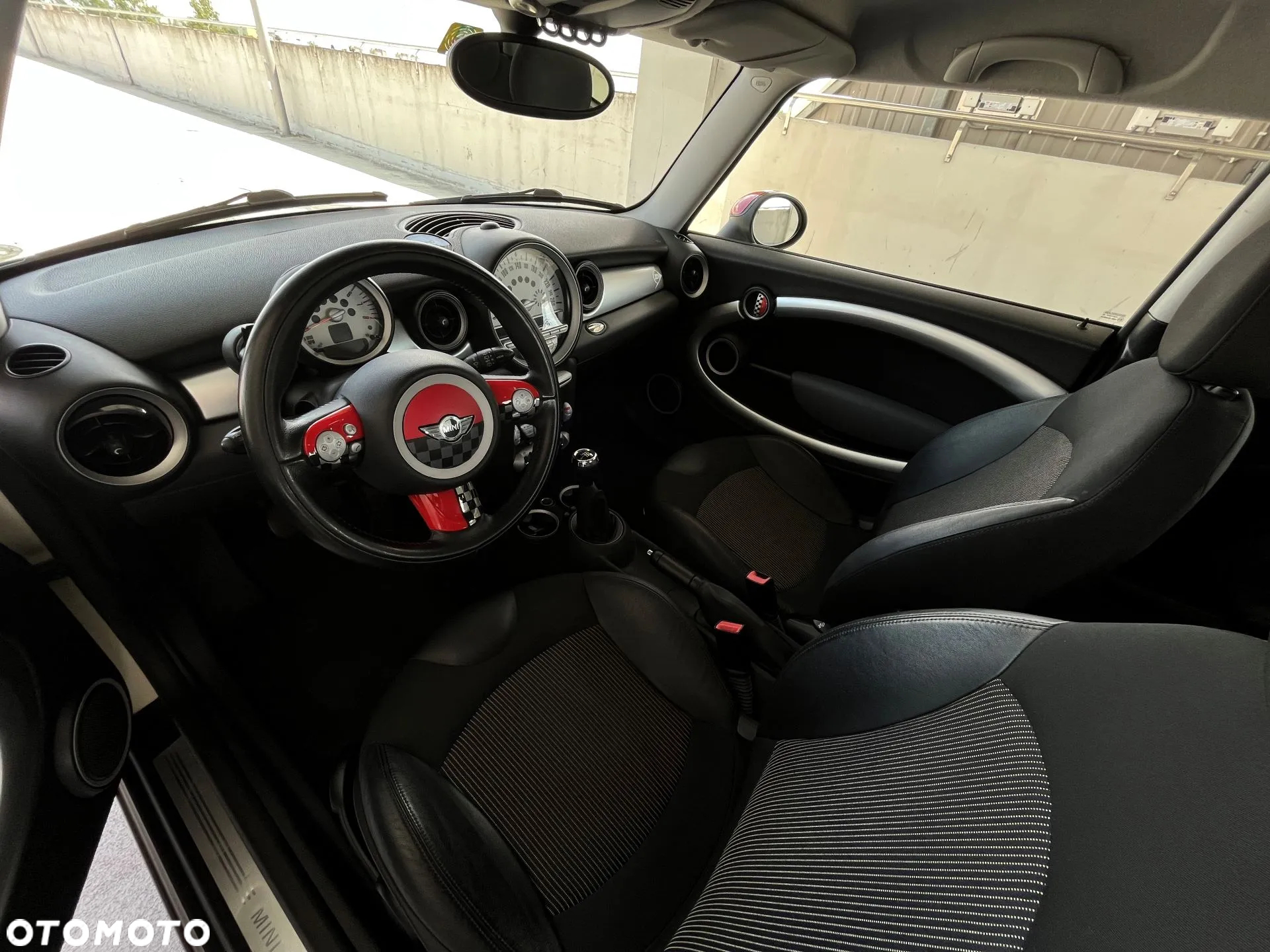 MINI Cooper - 12