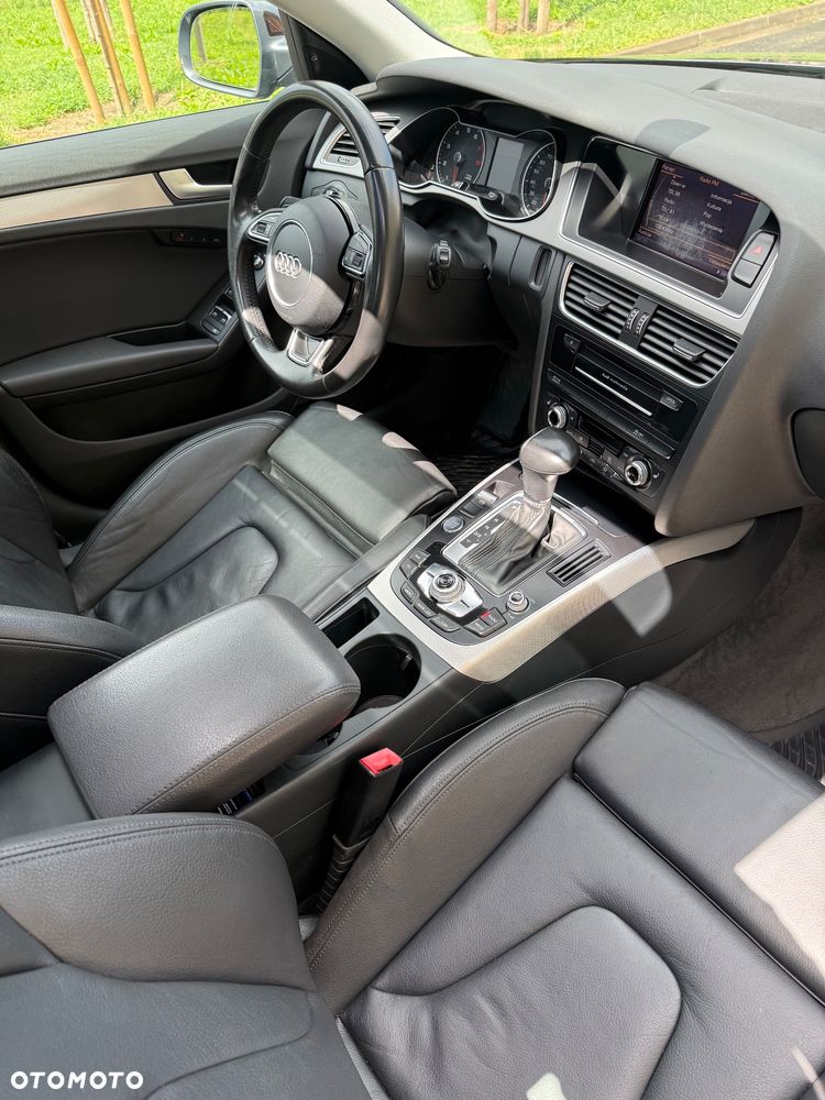 Audi A4 Limousine - 5