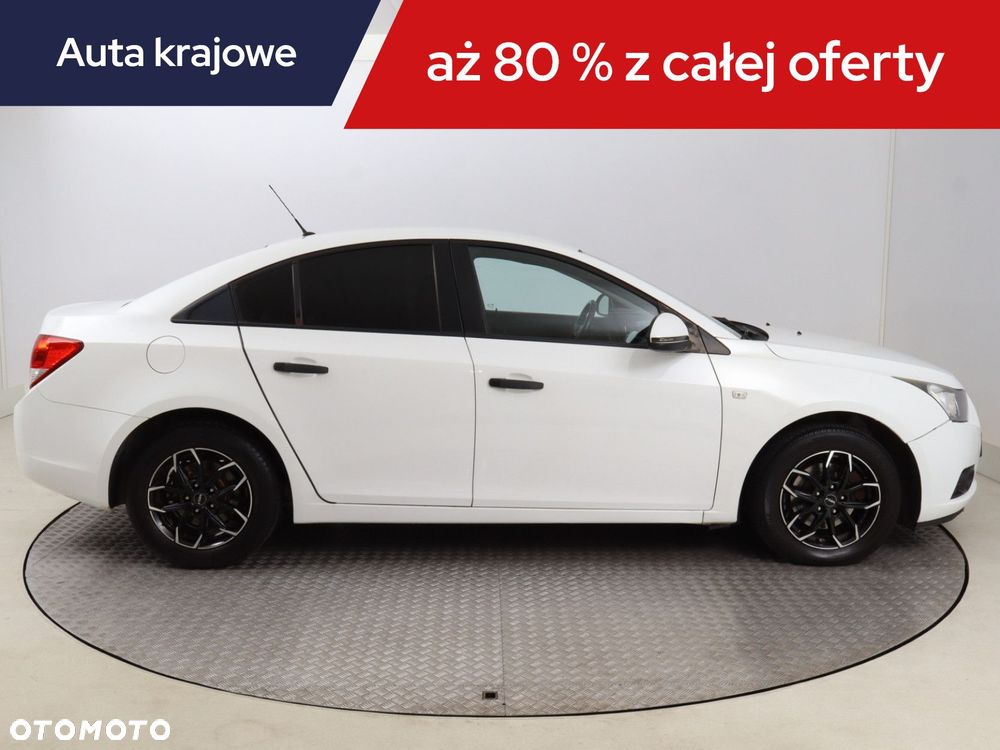 Chevrolet Cruze - 8