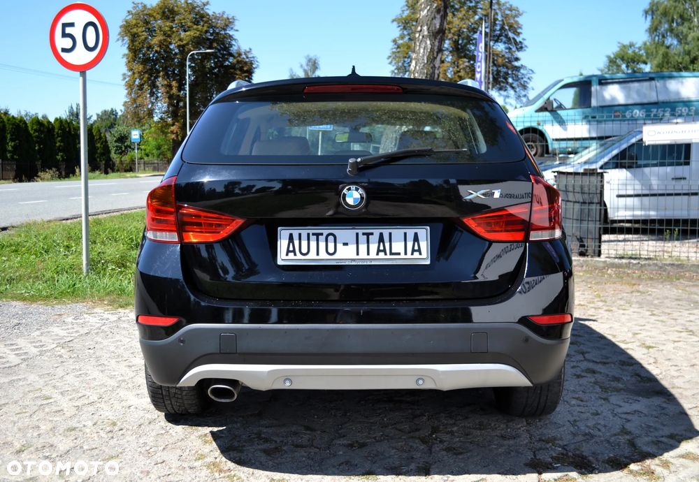 BMW X1 xDrive18d Sport Line - 6