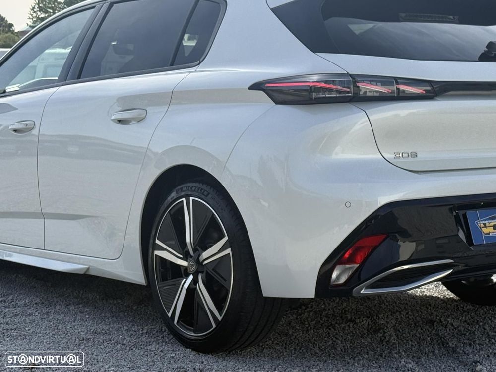 Peugeot 308 1.2 PureTech GT EAT8 - 16