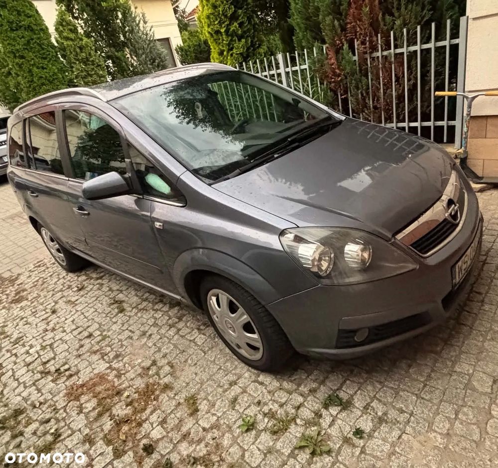 Opel Zafira 1.9 CDTI Cosmo - 1