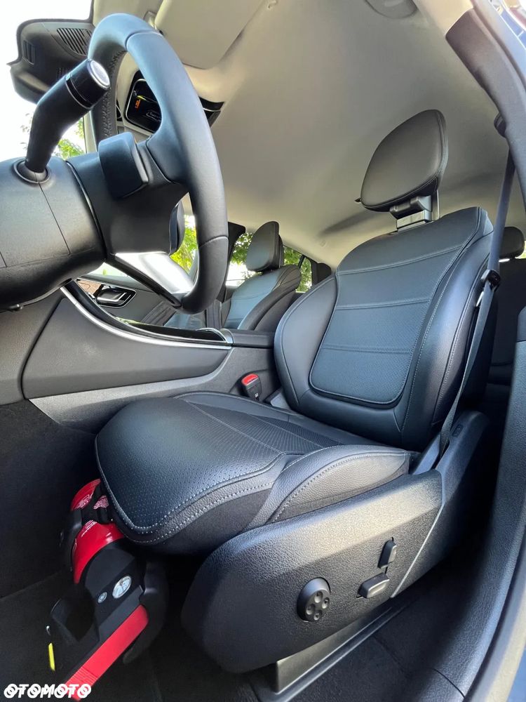 Mercedes-Benz GLC 200 d - 19