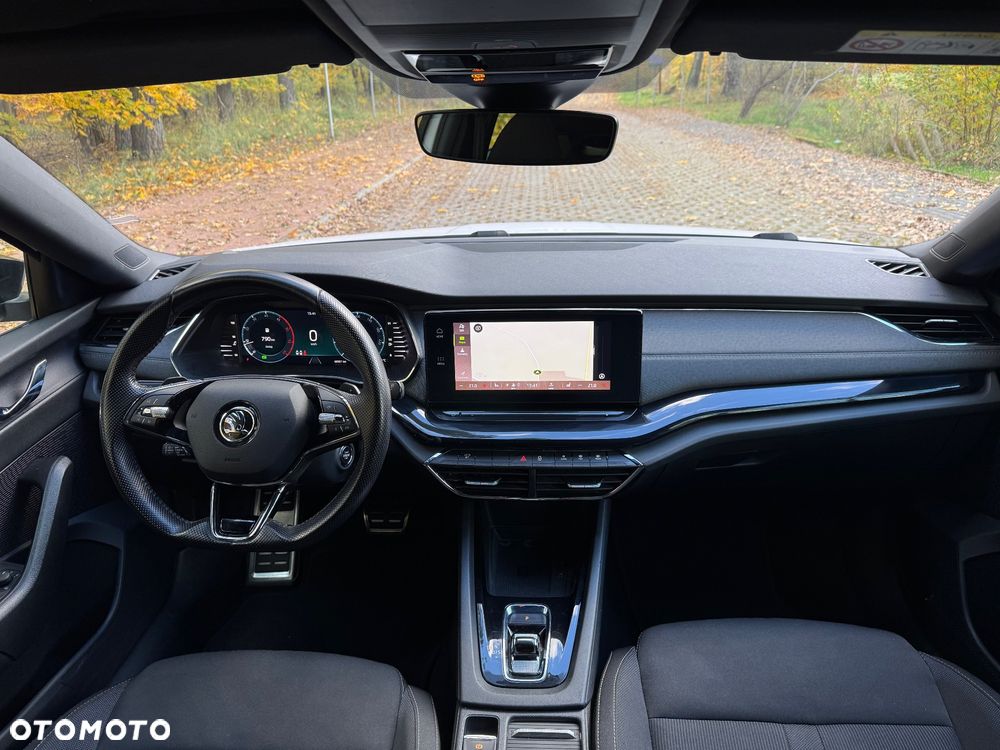 Skoda Octavia 2.0 TDI DSG Sportline - 2