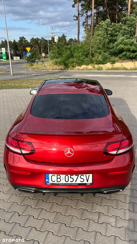 Mercedes-Benz Klasa C 300 9G-TRONIC AMG Line - 14