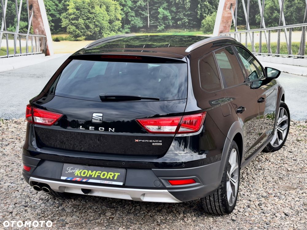 Seat Leon 2.0 TDI DPF DSG Xcellence - 10