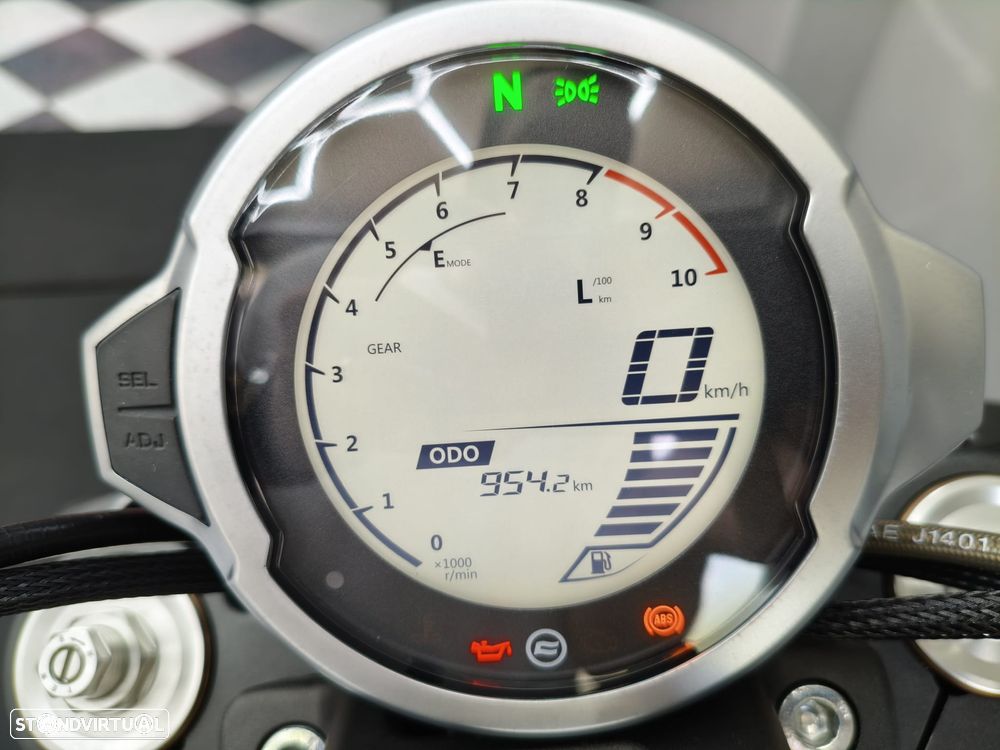 CF Moto 700CL-X Heritage Abs - 24