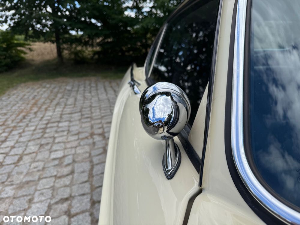 Volvo P1800 - 15