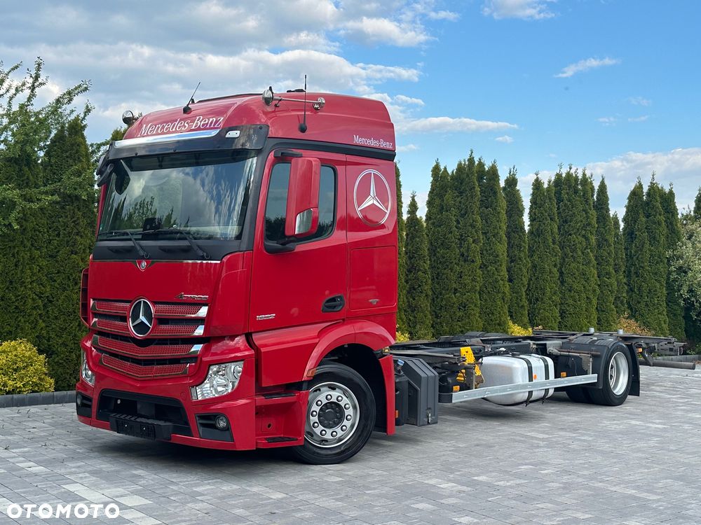 Mercedes-Benz / ACTROS / 1832 / MEGA / BDF / 159 000 tys.km. / - 15