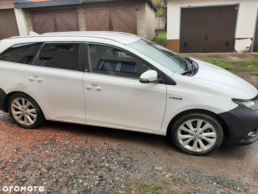 Toyota Auris 1.8 HSD Luna - 3