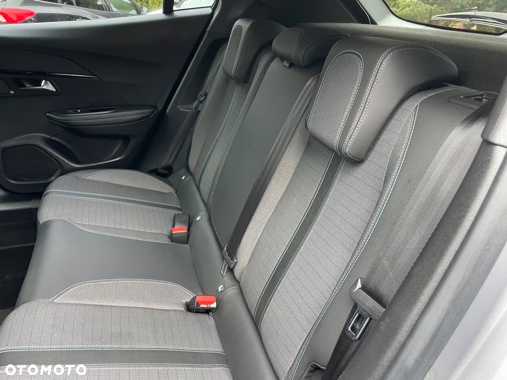 Peugeot 2008 1.5 BlueHDi Allure Pack S&S EAT8 - 14