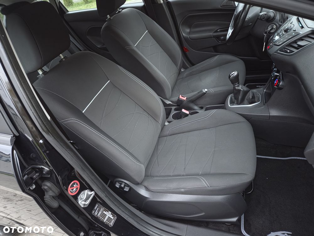 Ford Fiesta 1.25 Champions Edition - 30