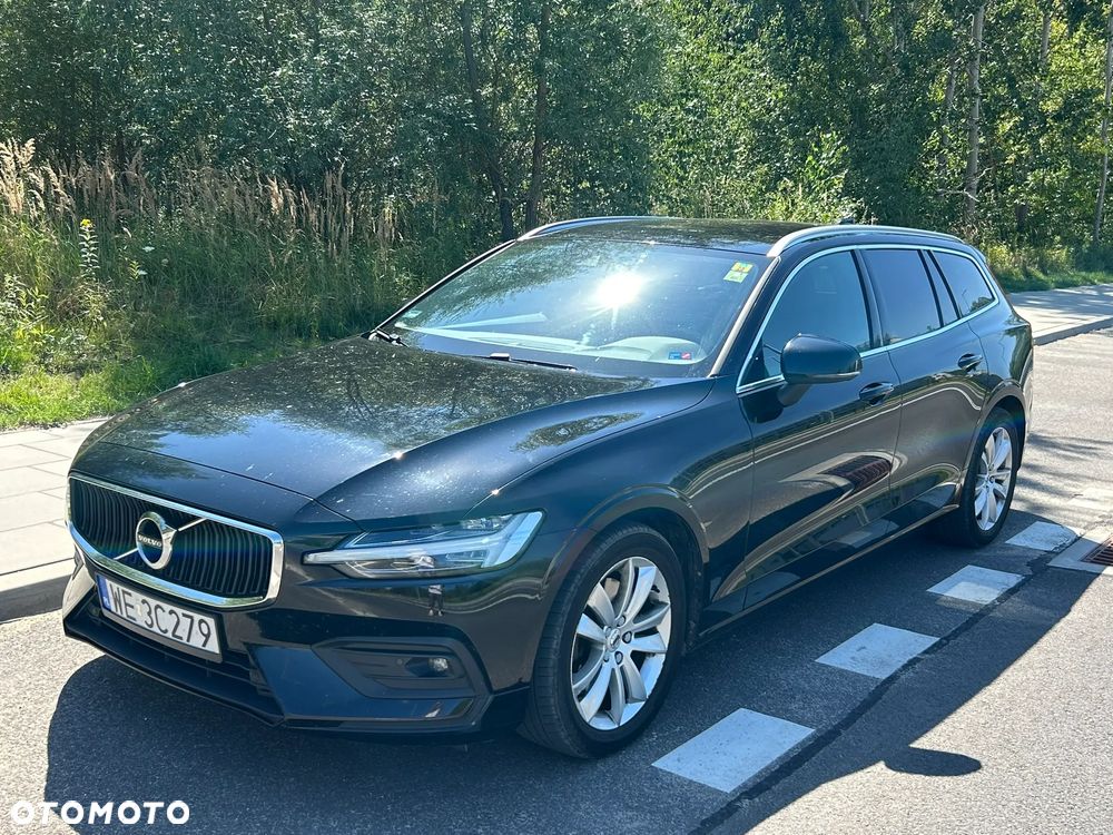 Volvo V60 B3 B Momentum Pro - 1