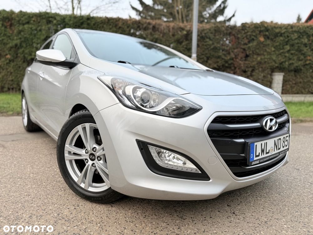 Hyundai i30 1.4 Comfort EU5 - 9