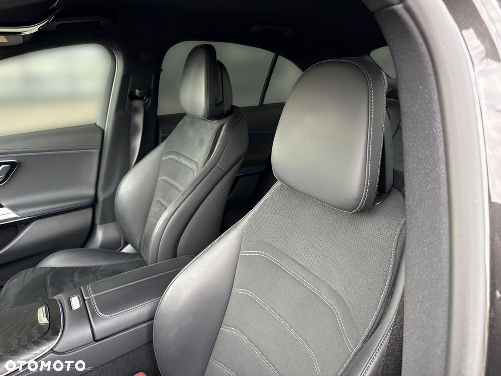 Mercedes-Benz Klasa E - 12