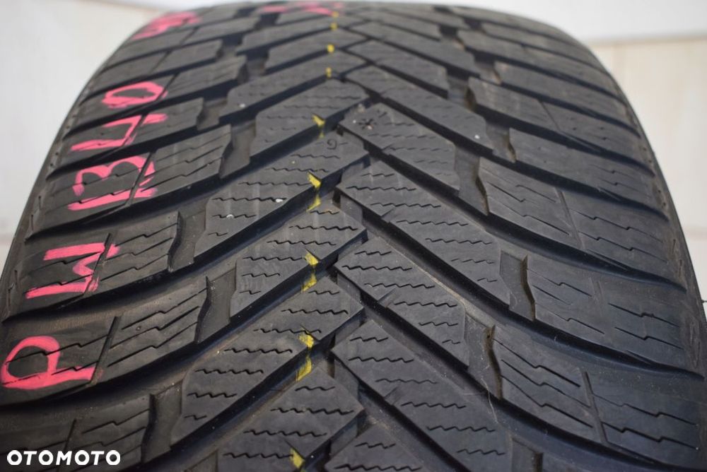 R19 245/40 Nokian Weatherproof Pojedyncza - 1