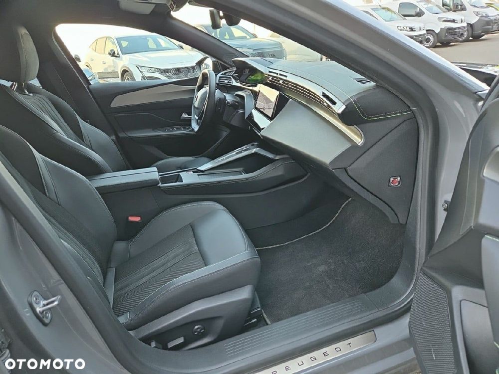 Peugeot 408 1.2 PureTech GT S&S EAT8 - 11