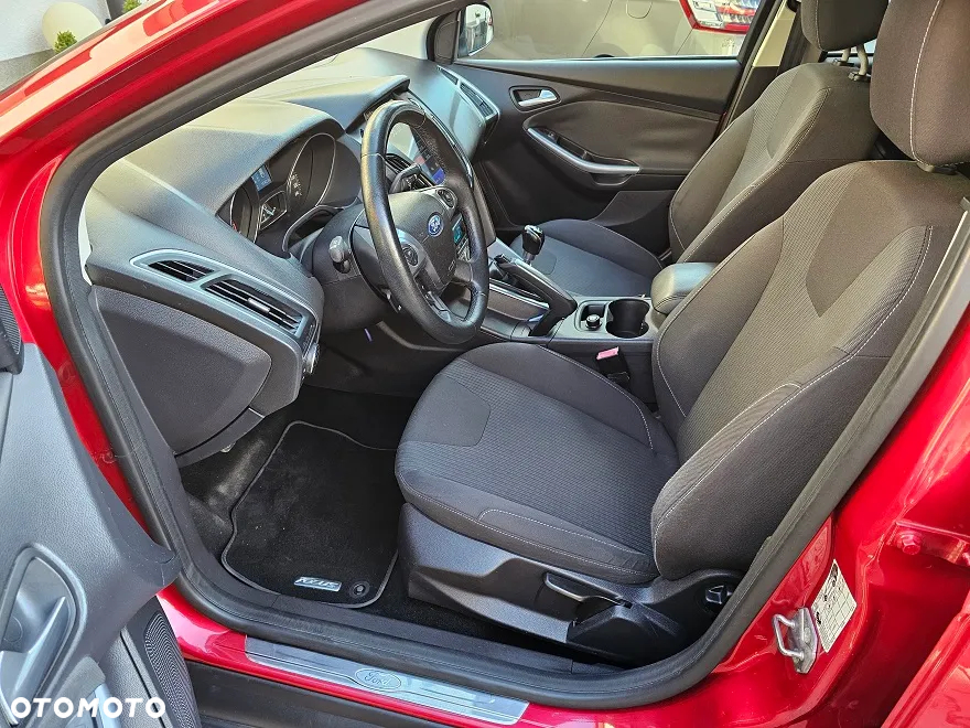 Ford Focus 1.6 EcoBoost Titanium - 13