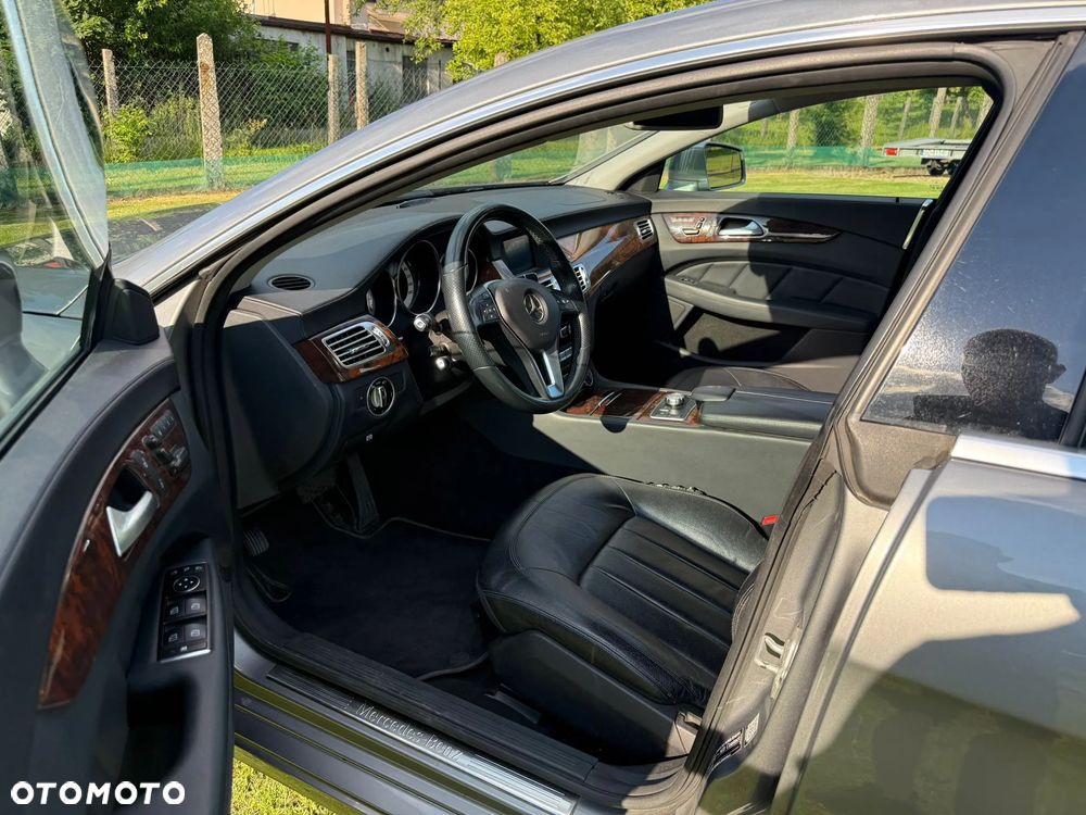 Mercedes-Benz CLS 350 CDI 4-Matic BlueEff - 13