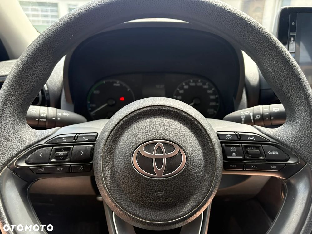 Toyota Yaris - 11