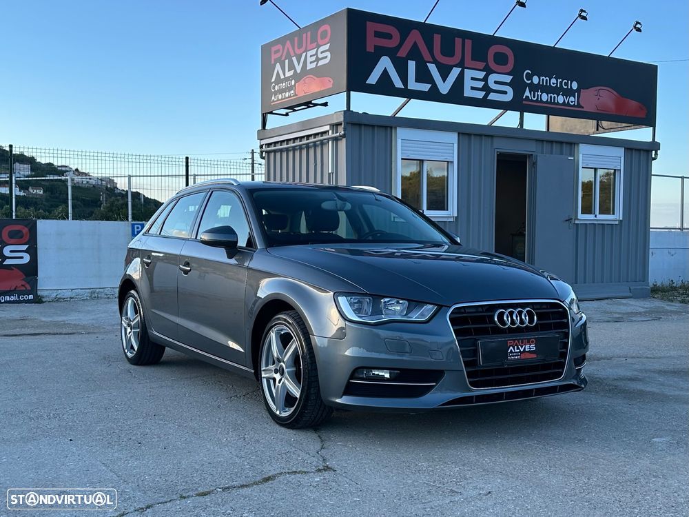 Audi A3 Sportback 1.6 TDI Attraction - 2