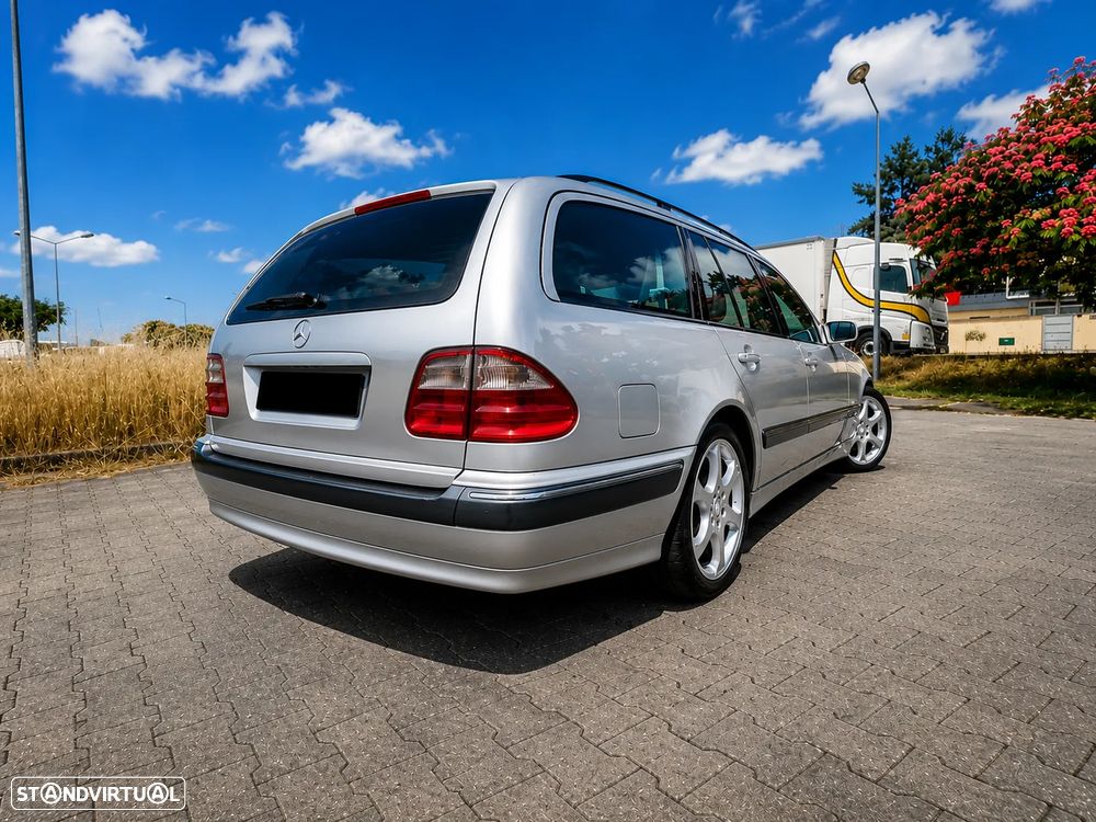 Mercedes-Benz E 220 - 4